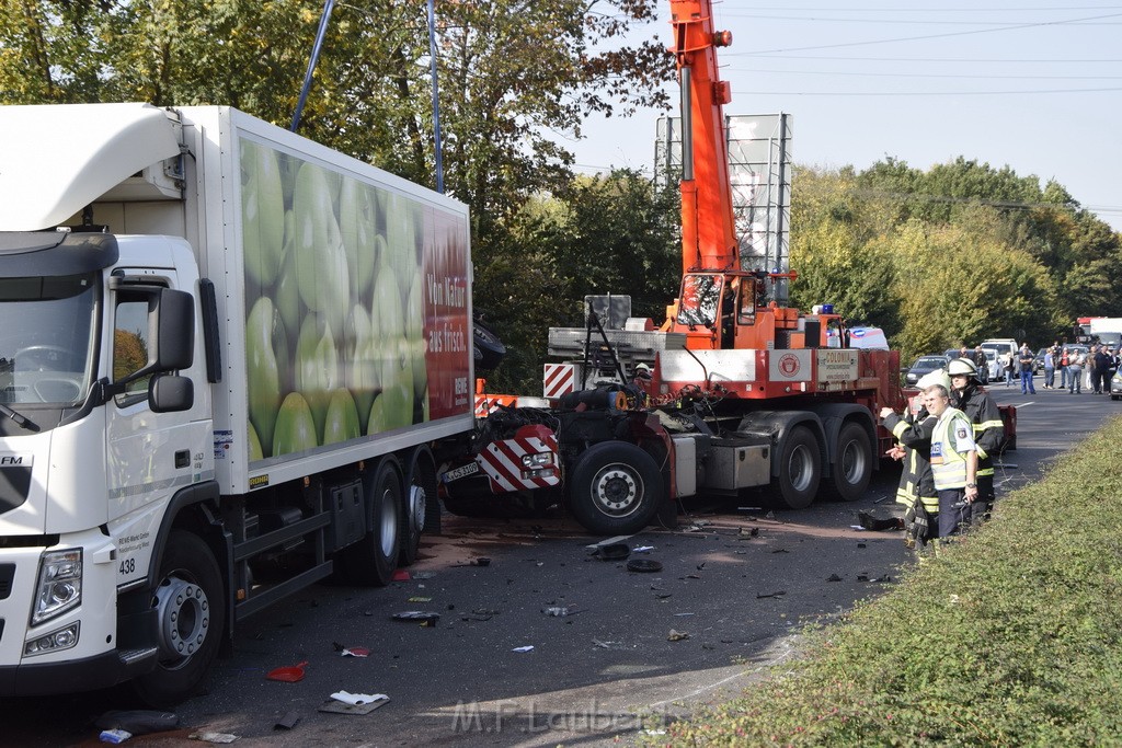 Schwerer VU PKlemm A 57 Rich Innenstadt Hoehe Koeln Chorweiler P140.JPG - Miklos Laubert